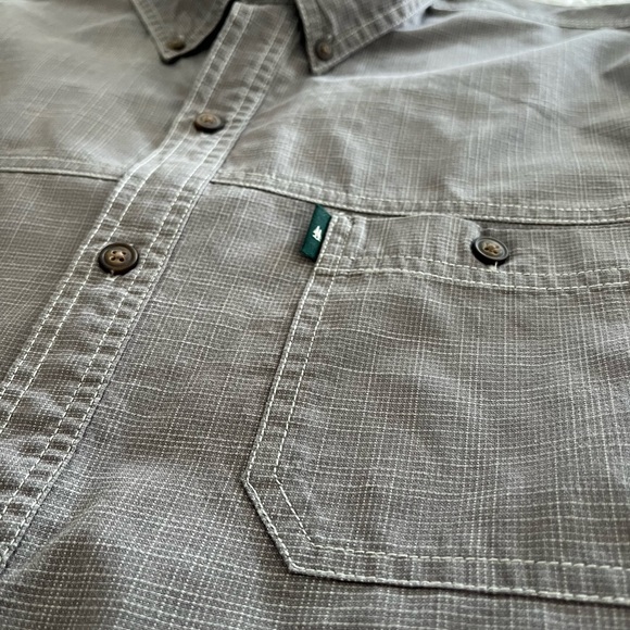 GH Bass & Co Mens Short Sleeve Button down collared Shirt men’s Large - Picture 8 of 10